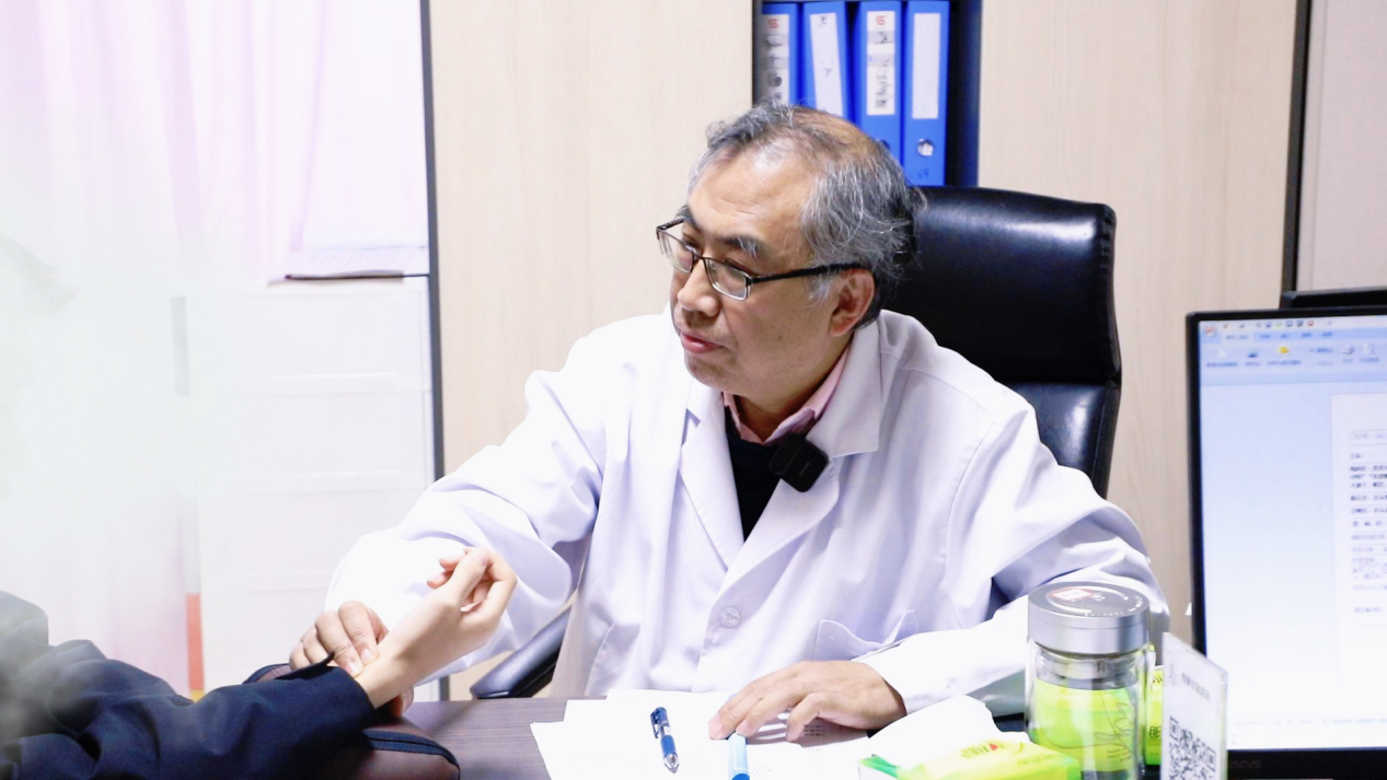 康玉春：我用一根针，来治焦虑症