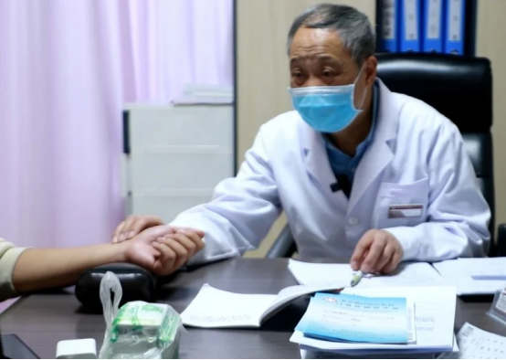 精神科杜万君中西医结合诊疗案例获权威媒体《中国中医药报》报道